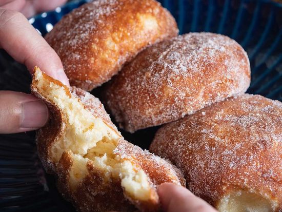 shutterstock_1989105146