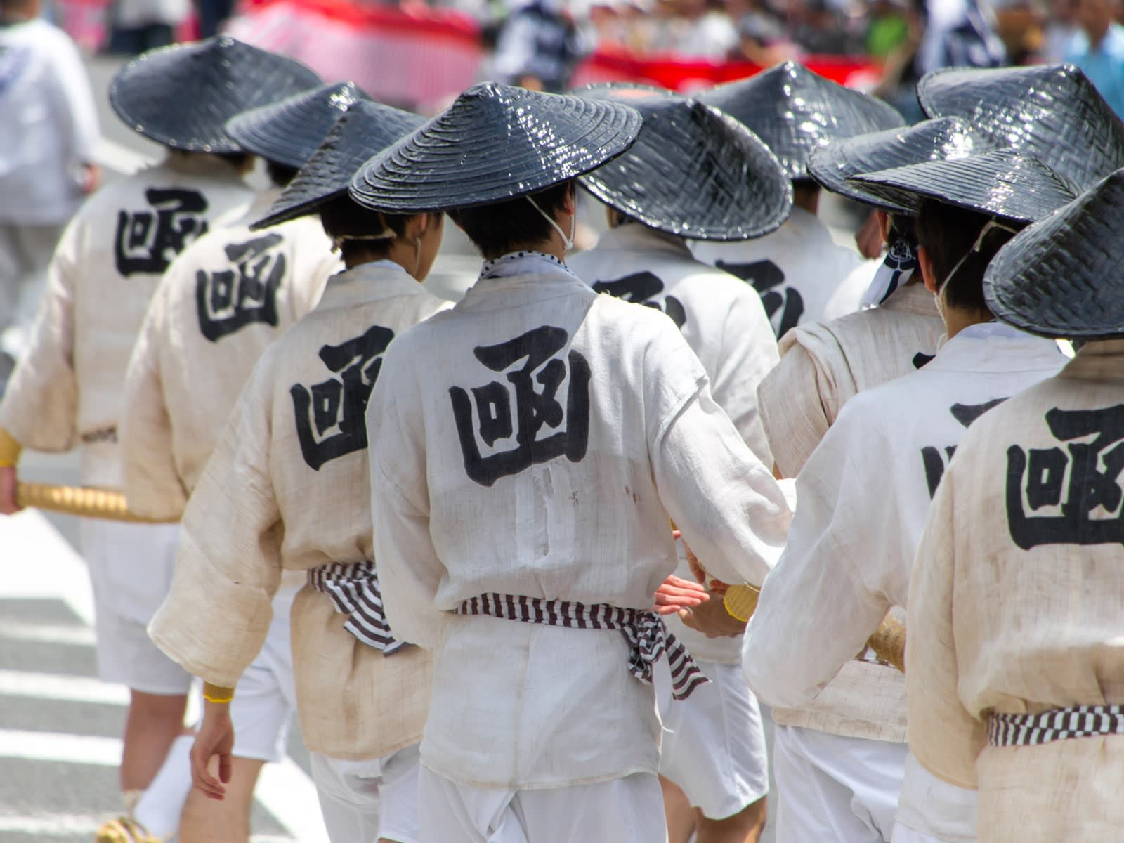 貸切観光タクシー 京都三大祭り「祇園祭」御池通 観覧席で山鉾巡行前祭を観賞 （2024年7月17日限定）by ヤサカ観光 |  京都の観光&遊び・体験・レジャー専門予約サイト VELTRA(ベルトラ)