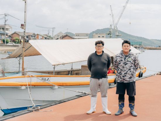 全国でも珍しい木造船で鞆の浦近海をゆったり遊覧＆釣り体験＜2時間／釣具一式レンタル付／福山＞ 