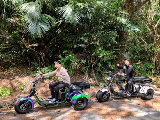 EVトライクツアー　専属ガイドがご案内！電動三輪バイクを運転して石垣の隠れた滝スポットへ＜送迎可／石垣島＞ by EVOLRIDE