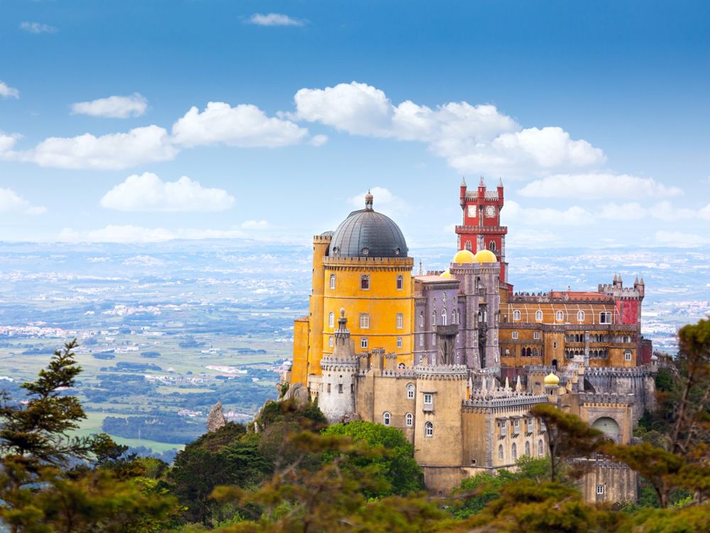 Portugal_Sintra_Palace_da_Pena_Aerial_View_shutterstock_219148864