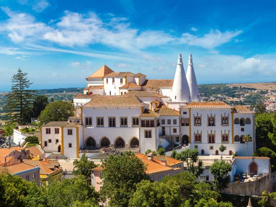 世界遺産シントラ＆ロカ岬　日帰り観光ツアー ＜英語ガイド／リスボン発＞by Cityrama