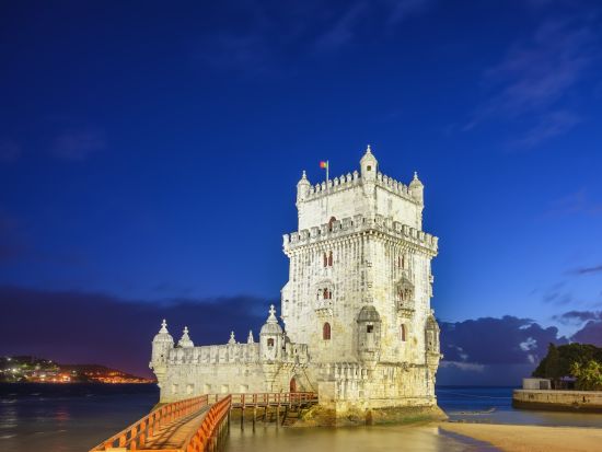 ポルトガル民族音楽「ファド」ショー＆ディナー＆リスボン市内夜景ツアー ＜英語ガイド／リスボン発＞ by Cityrama