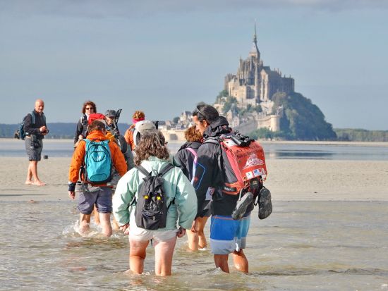 モンサンミッシェル　干潟ウォーキングツアー ＜4～11月／英語ガイド＋日本語アシスタント／現地集合・解散＞