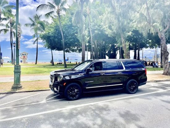 【空港送迎】ダニエル・K・イノウエ国際空港（旧ホノルル国際空港）⇔ワイキキ・カハラ地区ホテル　SUV貸切送迎＜24時間受付／1～6名＞