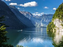Germany_Berchtesgaden_Konigssee - King Lake_shutterstock_1011128812