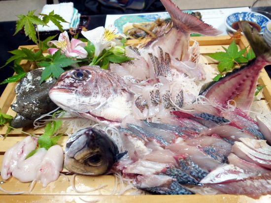 家島おさんぽ真浦コース＋本格島ごはん 懐かしさ溢れる穏やかな島時間と新鮮な島ごはんに舌鼓 お子様の食育体験にもおすすめ＜家島＞ 