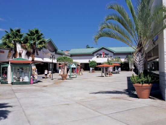 ワイケレ・プレミアム・アウトレット　シャトル送迎サービス＜VIPブックレット付き＞