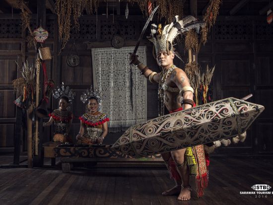 クチン発　サラワク州の多様な文化を体験！サラワク文化村 半日ツアー＜ホテル送迎／日本語ガイド＞