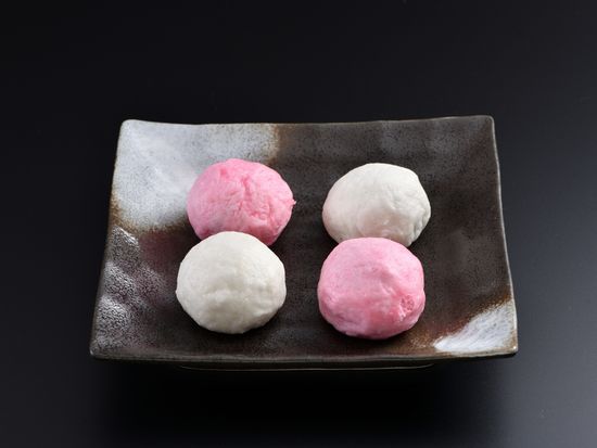 まんじゅうづくり体験 京都発祥の生麩を使ったおまんじゅう他 紅白まんじゅうなど選択可 2名 阪急西京極駅よりお迎え可 By 八つ橋庵とししゅうやかた 京都の観光 遊び 体験 レジャー専門予約サイト Veltra ベルトラ