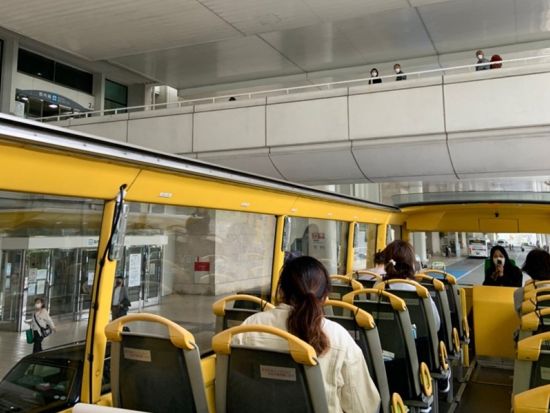 オープントップバス観光ツアー　沖縄の見所を効率良く巡るコース！青い空と澄んだ空気を味わおう＜0歳からOK／那覇発＞