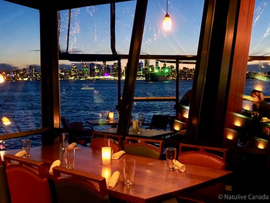 Pier-7-Restaurant-01-600