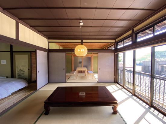 ＼ベルトラ限定プラン／瀬戸内の海が見える高台の1棟貸し「家島ハレテラス」に泊まる～食べて、感じて、遊びつくす～ 家島をまるっと満喫する2日間＜1泊2日／家島＞