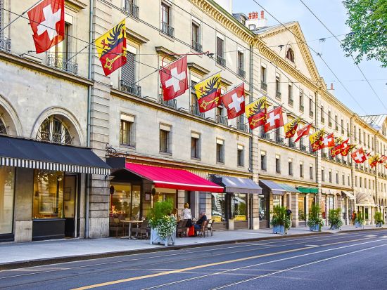 ジュネーブ市内観光ツアー ＜英語ドライバーガイド＞