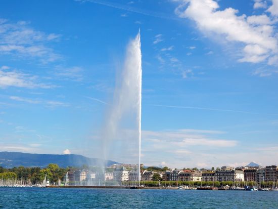 ジュネーブ市内観光ツアー ＜英語ドライバーガイド＞