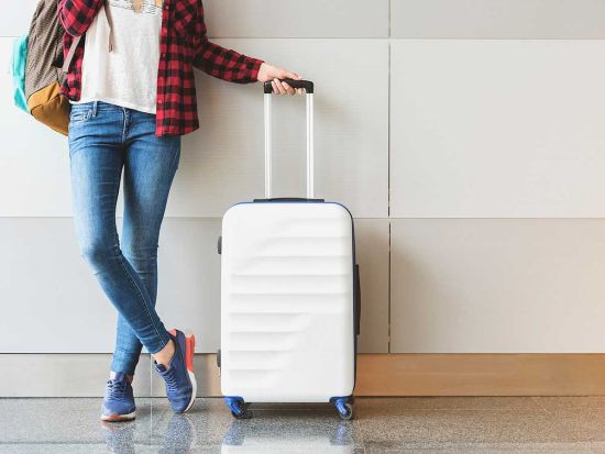 【空港送迎】ダニエル・K・イノウエ国際空港 ⇔ ホテル リムジン貸切送迎サービス 2つの車種から選べる！＜ワイキキ地区＞