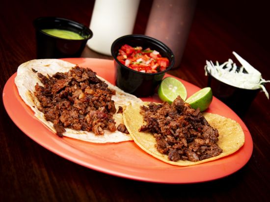 ロス・カボスのサンセットクルーズ＋テキーラ試飲＋タコスディナー＜夕方発／英語／送迎付き／ロス・カボス発＞