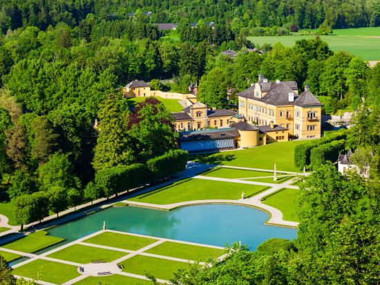 世界遺産ハルシュタット＆湖水地方　日帰り観光ツアー ＜英語ガイド／ザルツブルク発＞