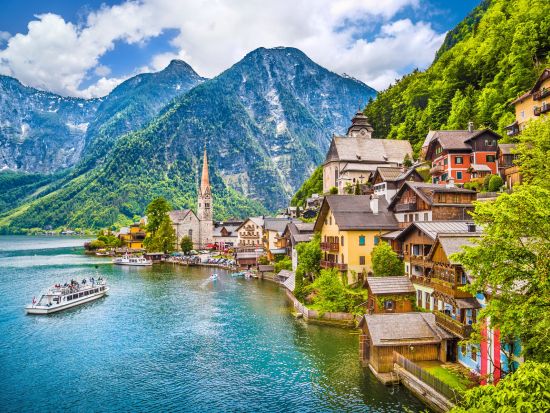 世界遺産ハルシュタット＆湖水地方　日帰り観光ツアー ＜英語ガイド／ザルツブルク発＞