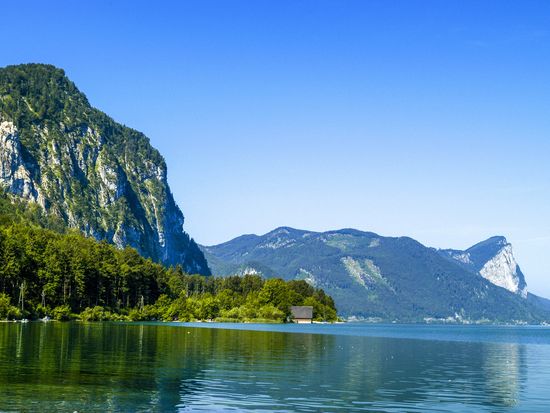 Austria_Mondsee_shutterstock_601219367