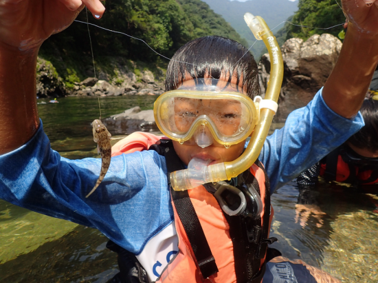 【4～10月】リバーカヤック＆シュノーケリング  初めての方向け 魚取りや川遊びも楽しめる 午前または午後の半日ツアー　by 屋久島ネイチャー企画フィールド