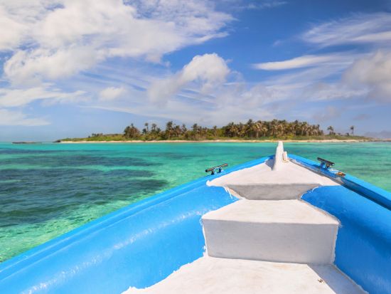 無人島イスラ・コントイ＆イスラ・ムへーレス 2島ツアー＜英語ガイド／朝食・昼食付／カンクン発＞