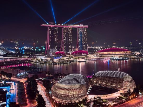 シンガポール市内ナイトツアー　オープントップバス乗車＋リバークルーズ　旧正月限定プランあり＜英語ガイド＞