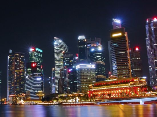 シンガポール市内ナイトツアー　オープントップバス乗車＋リバークルーズ　旧正月限定プランあり＜英語ガイド＞