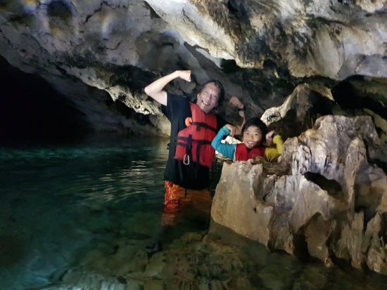 神秘の洞窟パガットケーブトレッキングツアー ジャングルの大自然とグアム東海岸の絶景を満喫！＜日本語ガイド／昼食付／送迎付／貸切プランあり＞