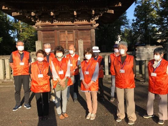 ボランティアガイドの会集合写真 (2)