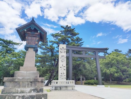 神話ナビゲーターがいざなう神がいた世界「出雲大社」 心優しき国づくりの神の知られざるアナザーストーリーに迫る＜出雲市／1~4名／2.5時間＞