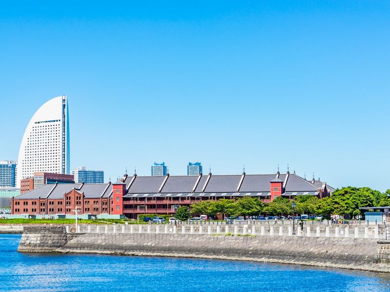 Japan_Kanagawa_Yokohama_Minatomirai_pixta_34969969_XL