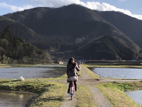 「Otsukai!」農家さんから具材を集めて津和野を味わうピザづくりツアー  電動アシスト付き自転車で食材調達＆クッキング体験＜5時間／津和野町＞