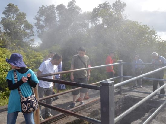 世界遺産キラウエア火山とマウナケア山麓星空ツアー　ヒロ市内立ち寄り！ツアーガイド撮影の一眼カメラ写真をご提供＜夕食付き＞by マサシネイチャースクール