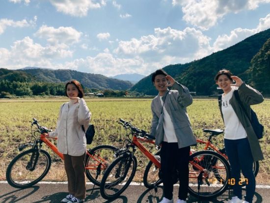 「Otsukai!」農家さんから具材を集めて津和野を味わうピザづくりツアー  電動アシスト付き自転車で食材調達＆クッキング体験＜5時間／津和野町＞