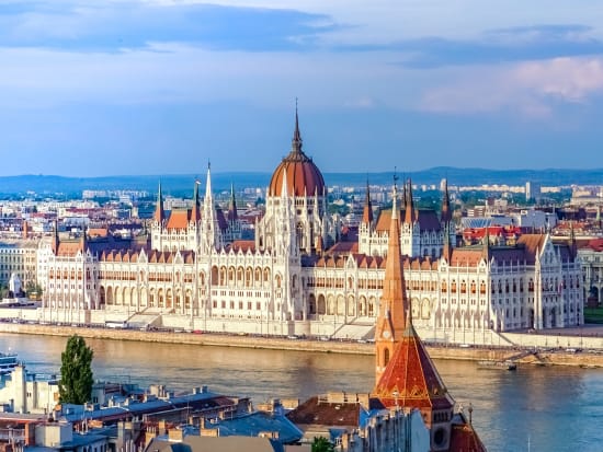 Hungary_Budapest_Parliament_shutterstock_631784039