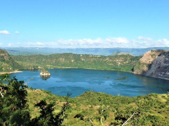 人気の避暑地 タガイタイ＆マニラ市内　日帰り観光ツアー ＜英語（混乗）もしくは日本語（貸切）ガイド／昼食付き＞