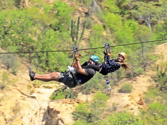 高さ90メートルの空中滑走！ジップライン体験ツアー＜英語ガイド／送迎付き／ロスカボス発＞ 
