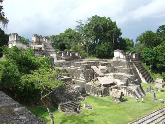 世界遺産ティカル遺跡 日帰りツアー＜昼食付／英語ガイド／アンティグア発またはグアテマラシティ発＞