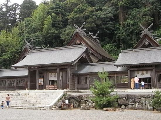 500年前から続く1年に1度の神事を見学！八百万の神々をお送りする 佐太神社「神送り」見学とイザナミゆかりの地巡り＜11月25日限定／1泊2日／松江駅＞