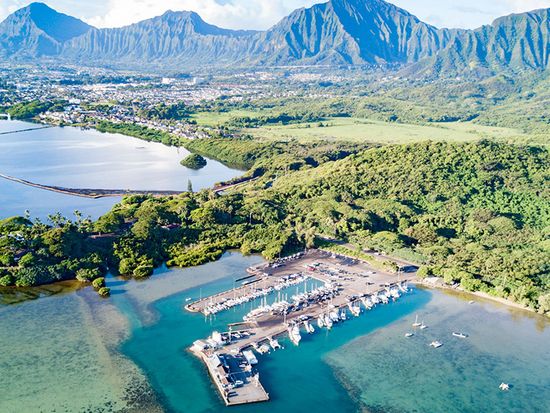 Heeia-kea-boat-harbor_Sandbar-Kayaking