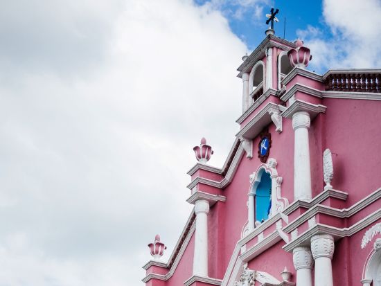 ココナッツ農園＆リゾート「ヴィラ・エスクデロ」日帰り観光ツアー ＜昼食付き／＜英語（混乗）もしくは日本語（貸切）ガイド＞