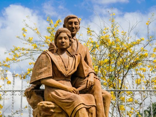 ココナッツ農園＆リゾート「ヴィラ・エスクデロ」日帰り観光ツアー ＜昼食付き／＜英語（混乗）もしくは日本語（貸切）ガイド＞