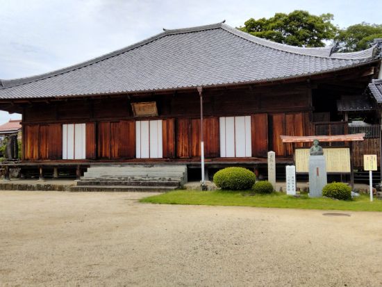 益田貸切観光タクシー 益田市内観光～日本遺産を巡る旅 中世の「歴史」コース～＜1時間30分／1-9名／益田市内、萩・石見空港発＞by マスタク