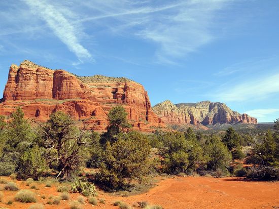 USA_Sedona_Oak Creek Canyon_shutterstock_552570712