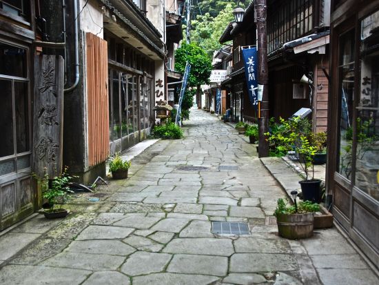 神話の町・美保関 1日観光ツアー  美保神社での巫女舞鑑賞＋【特別公開】国指定重要文化財・美保関灯台見学＜松江駅発着/貸し切りタクシー＞