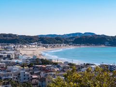 Japan_Kanagawa_Yuigahama_shutterstock_762550021