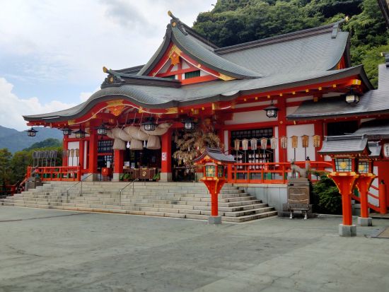 津和野タクシー観光 祈願の旅 島根パワースポット・太皷谷稲成神社を訪ねる＜2時間／最大9名様まで／津和野発＞by koikoiタクシー