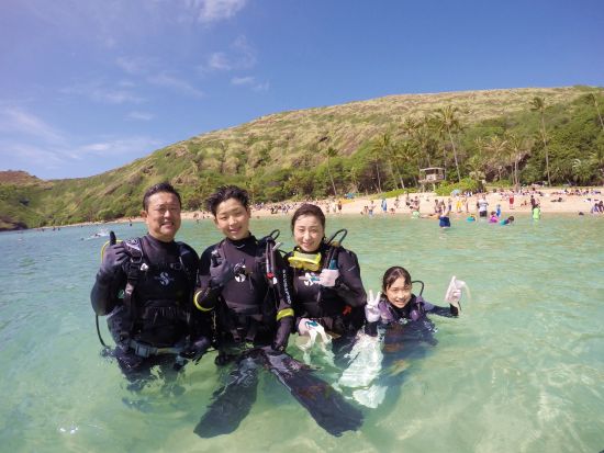 貸切キッズ体験ダイビング 8歳以上のお子様とそのご家族限定ツアー！餌付け体験＆水中写真プレゼント付き＜ビーチ／1ダイブ＞by ハウオリオーシャンスタイル