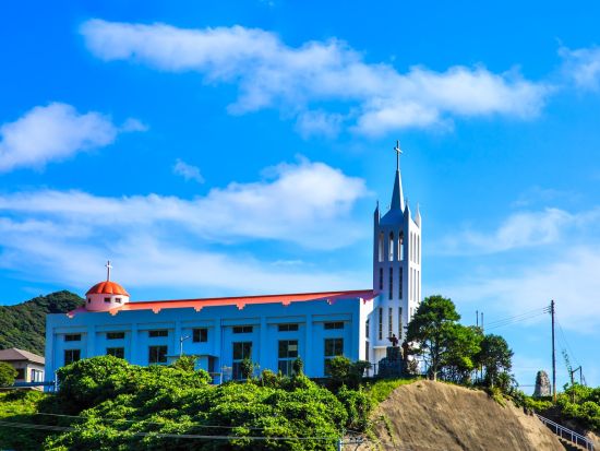 上五島貸切観光タクシー　奈良尾のあこう樹＋米山展望台＋桐教会＋若松大橋＋龍観山展望所＋極楽寺＋土井ノ浦教会＜3時間／若松島 中通島・新上五島町＞by若松タクシー